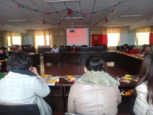 图为座谈会现场.jpg