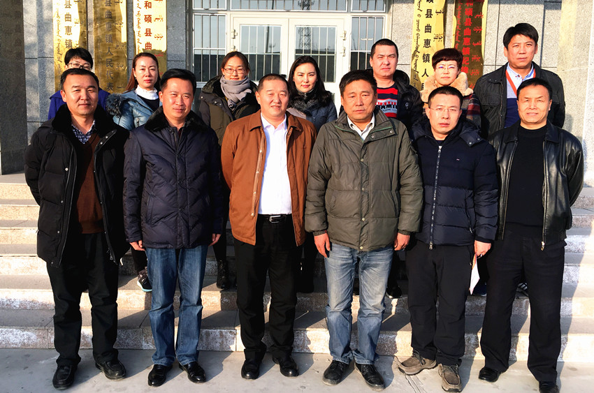 巴州残联开展“民族团结一家亲 欢歌起舞迎新春”座谈交流活动9.JPG