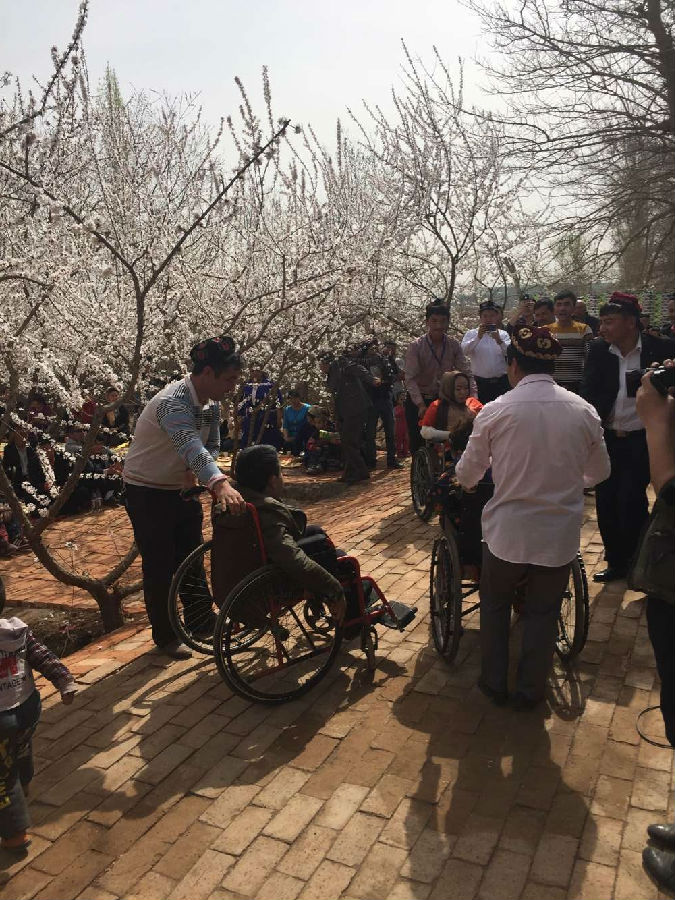 图为活动现场